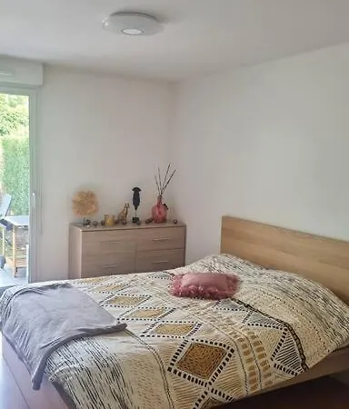 Superbe Avec Parking Et Jardin Μυλούζη
